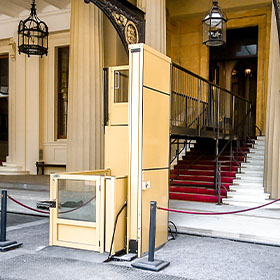 Outdoor OPAL installed at Buckingham Palace in London, UK