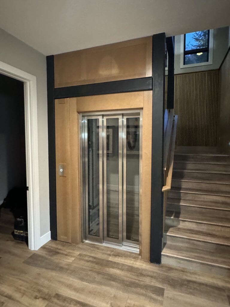 Elvoron MR Elevator in Washougal, WA | Garaventa Lift